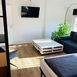 Ferienwohnung&monteurunterkunft Mainbogen-blick * Grettstadt