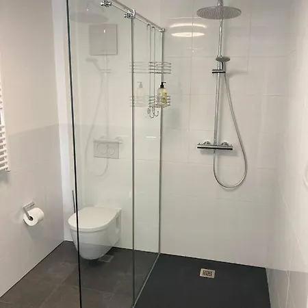 & Monteurunterkunft 